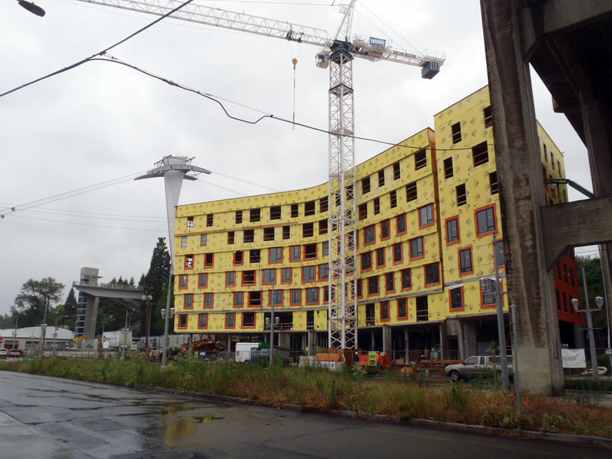 Moody Avenue Mixed Use - Slide 24