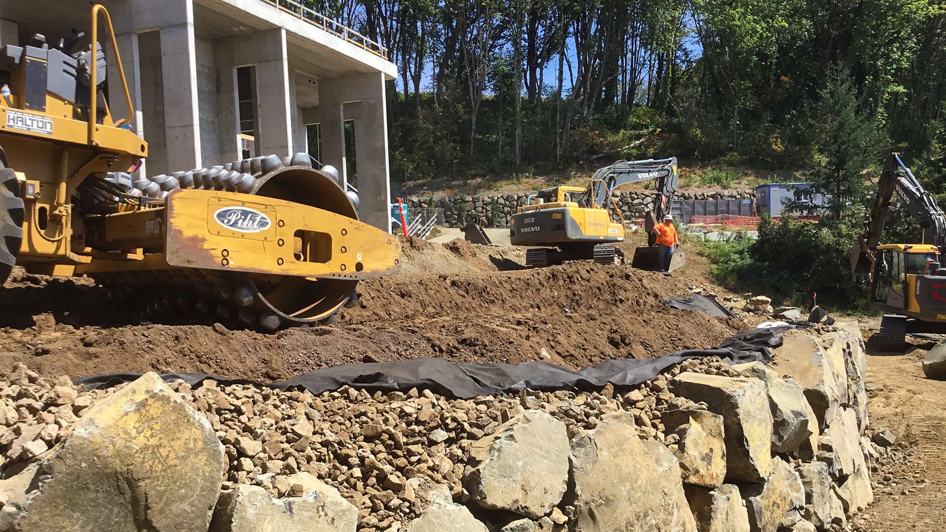 Evergreen Lodge - Slide 3